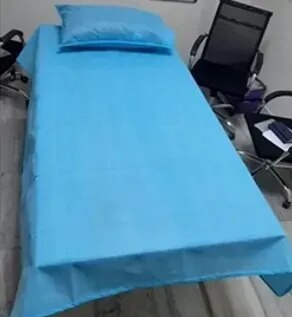 NON WOVEN BED SHEET AND PILLOW COVER product image