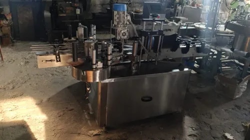 Automatic self adhesive Two side flat bottle sticker labeling machine product image