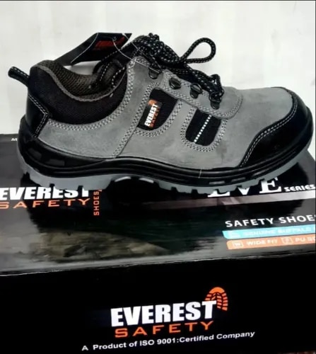 LEATHER SAFETY SHOES product image
